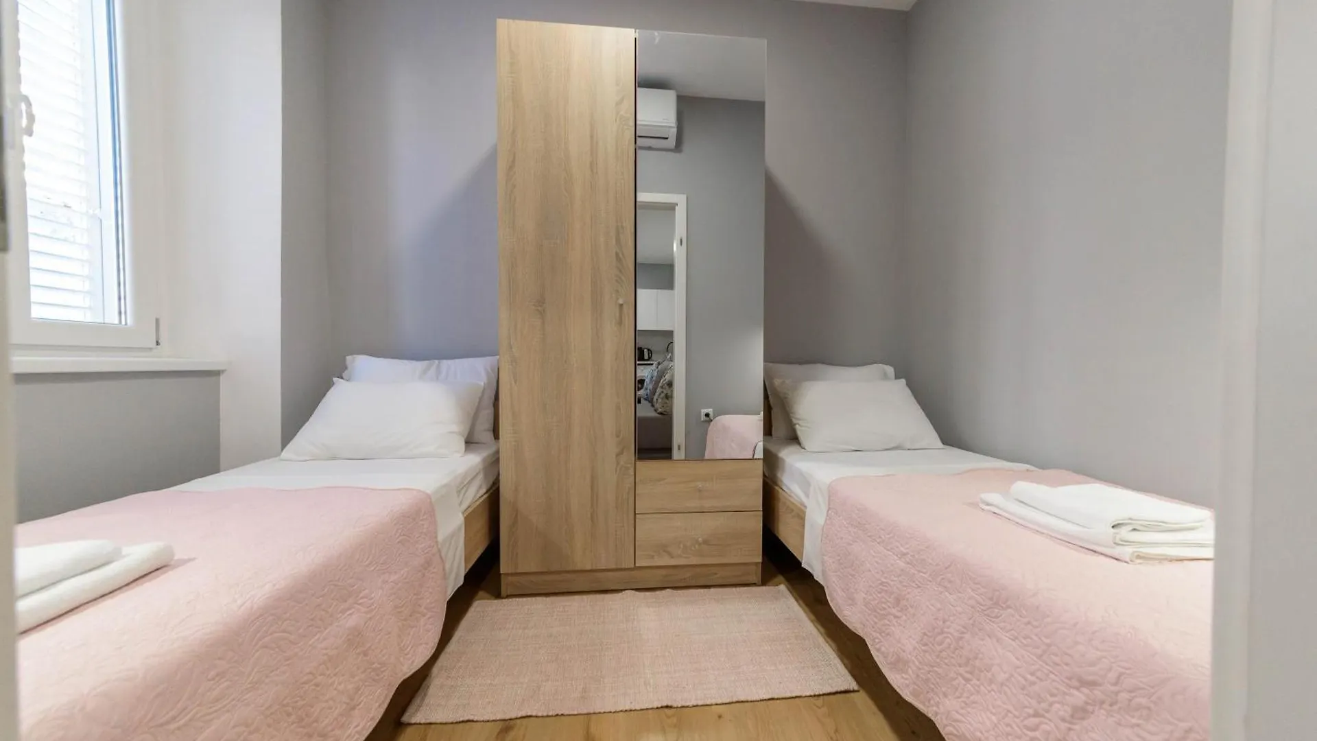 Apartment Apartman Poluotok 2 Zadar